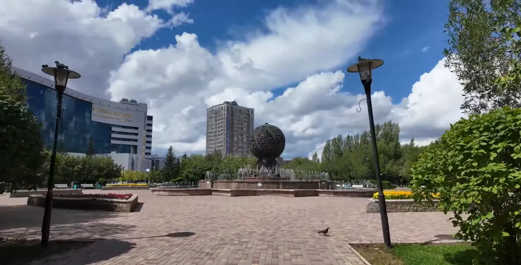 fontan drevo zhizni narodnoe chupa chups